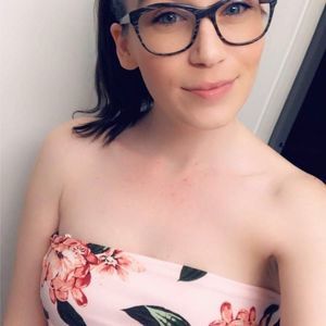 Meet your Posher, Bobbi-sue